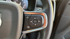 Volvo Xc40 2.0 T4 Momentum Pro 5dr AWD Geartronic Petrol Estate